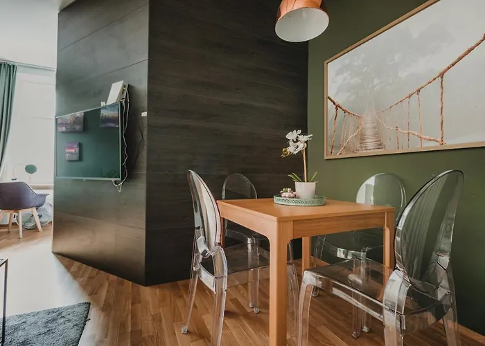 Apartment Zeus Design Lovely